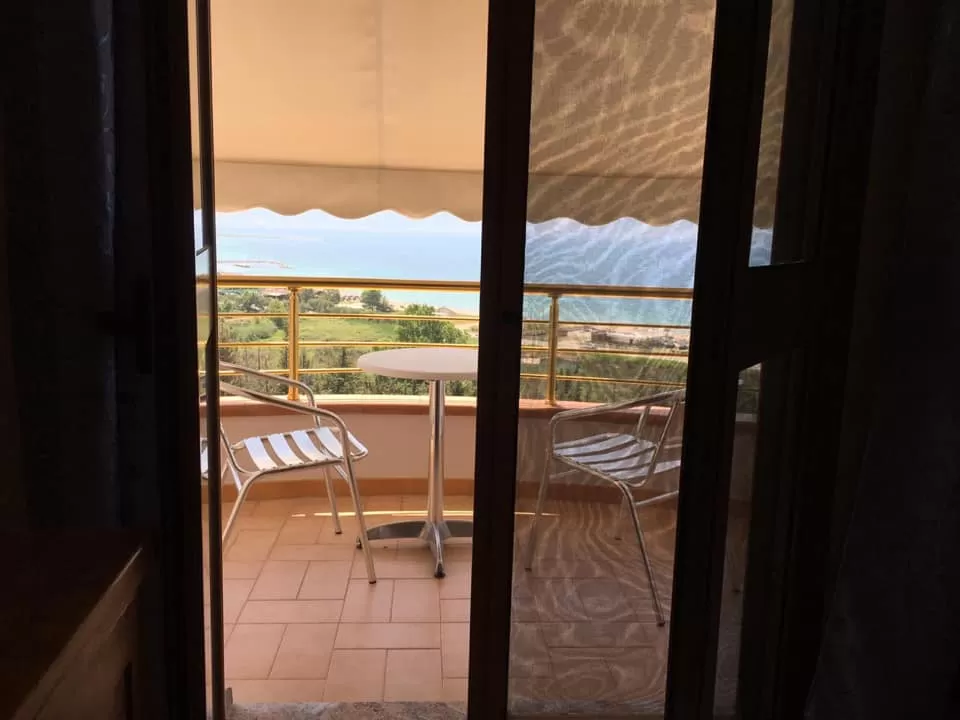 Jerolda - 16 - STD TRPL SV 1.jpg